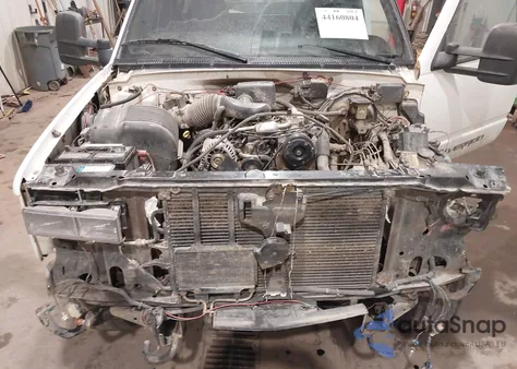 1997 Chevrolet K1500 Fleetside from USA, damaged, VIN 1GCEK19R3VE195450